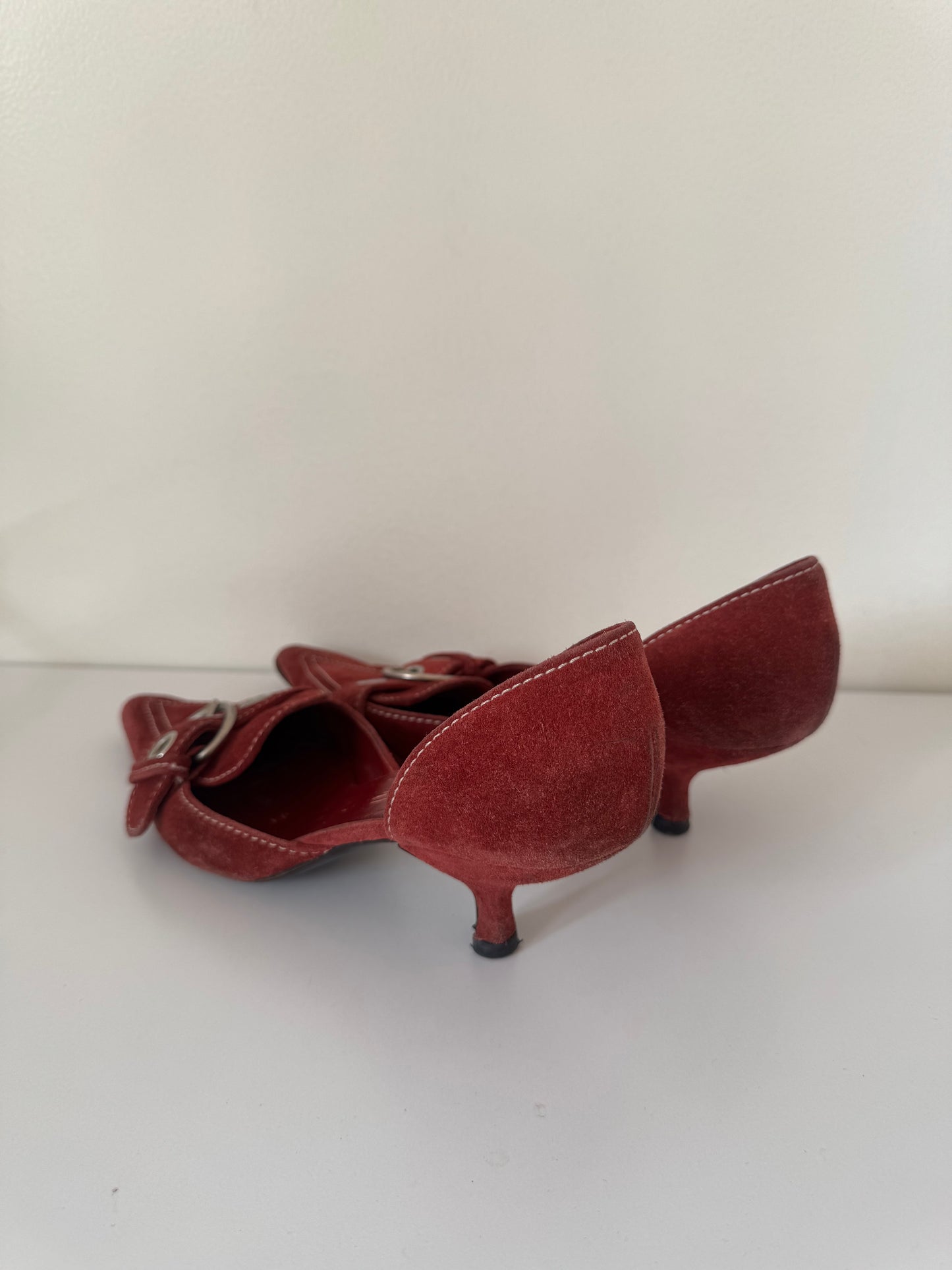 prada s/s 2002 suede heels