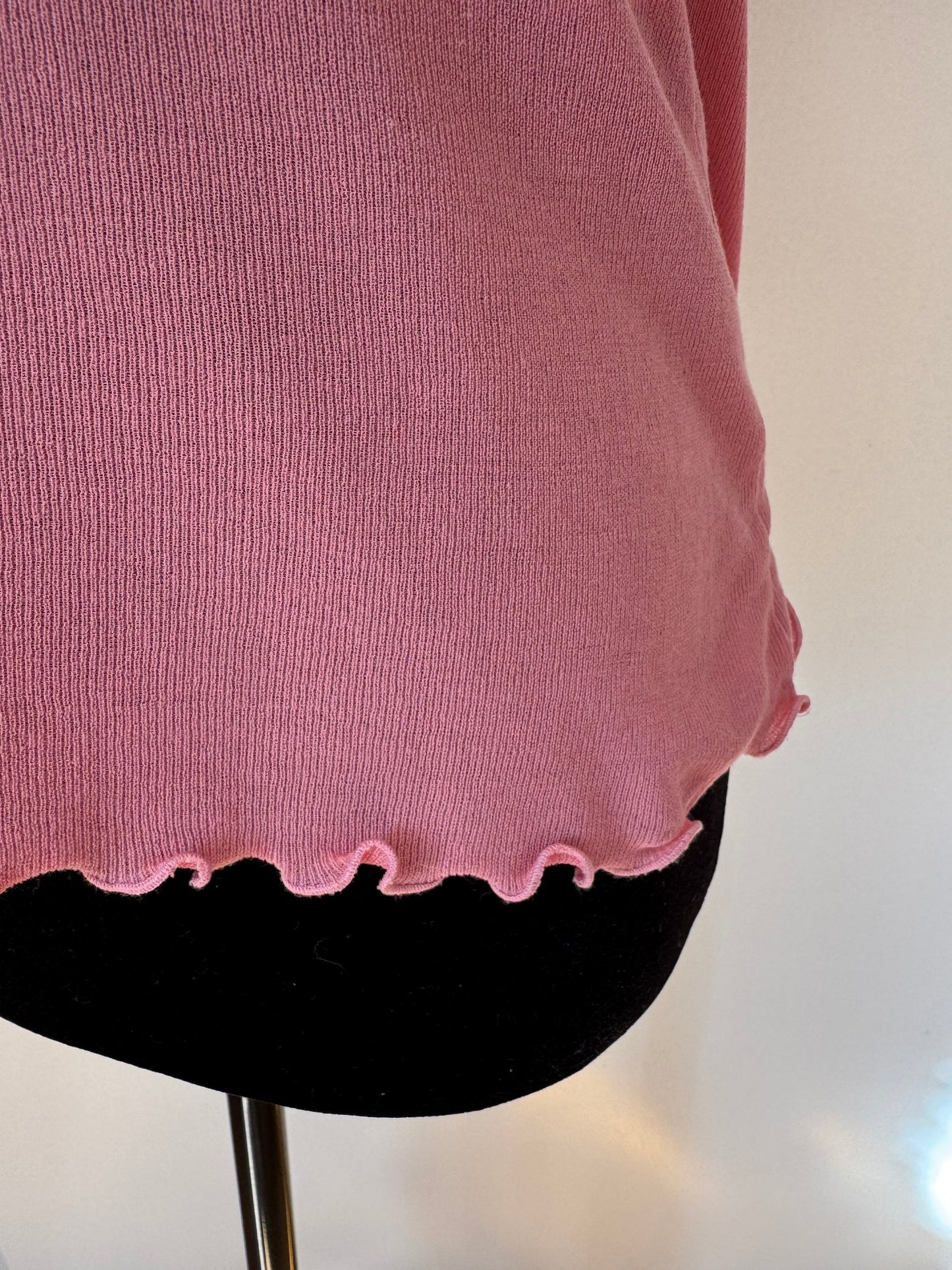 gucci spring summer 2000 pink bow tank