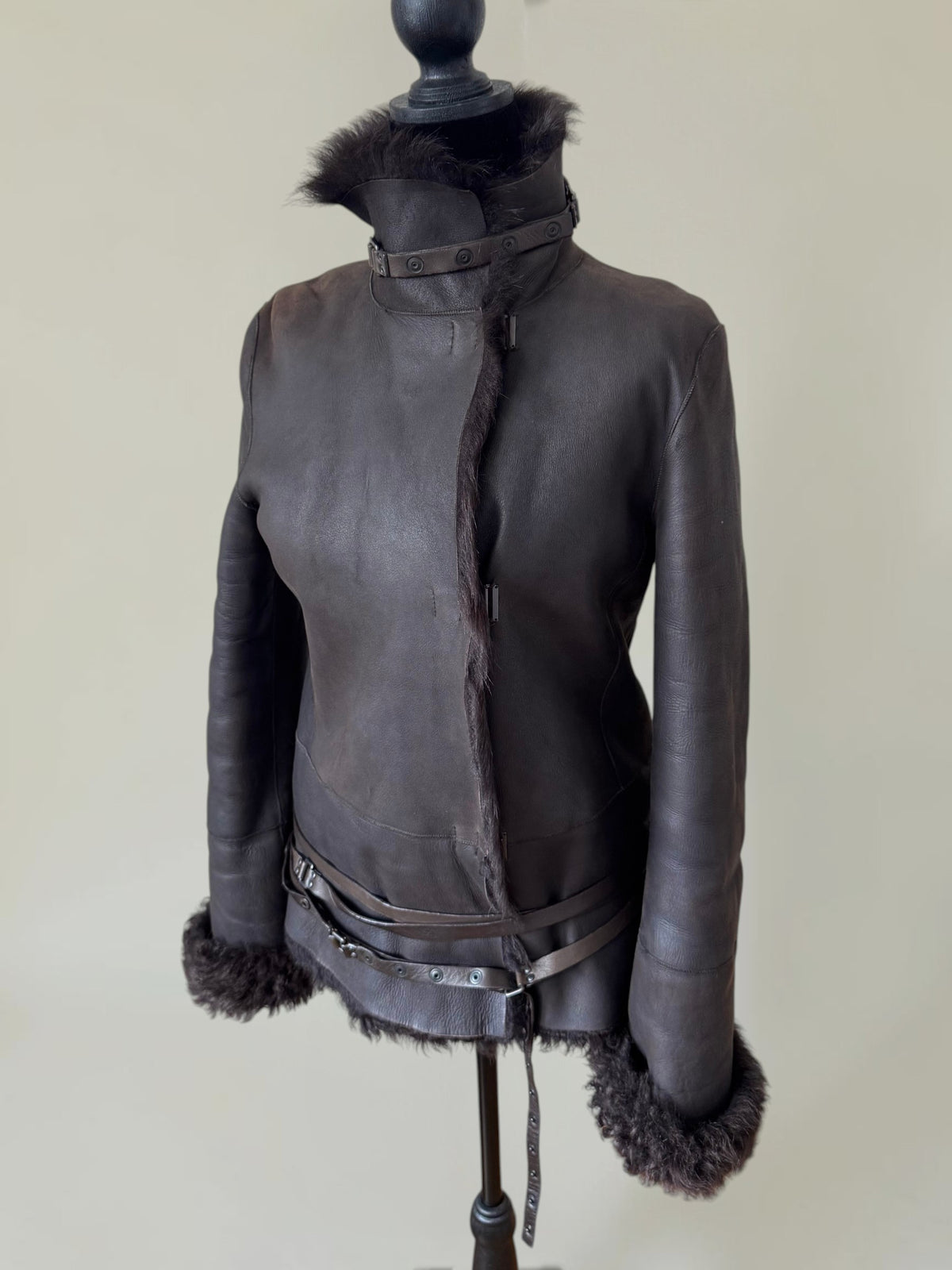 (rare) Gucci F/W 2002 by Tom Ford runway reversible shearling jacket