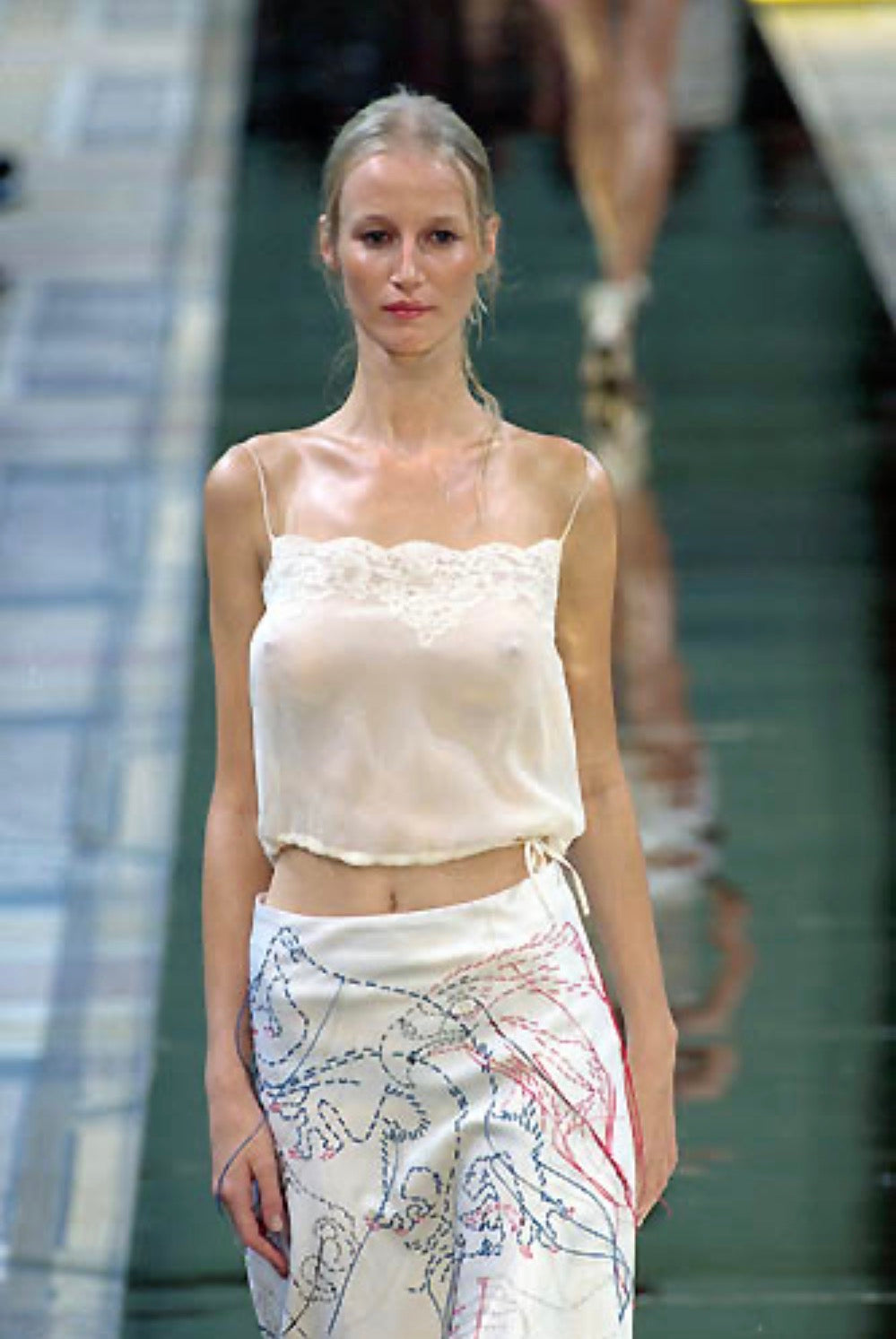 (rare) (documented) Chloe by Stella McCartney S/S 2001 runway lace crop top