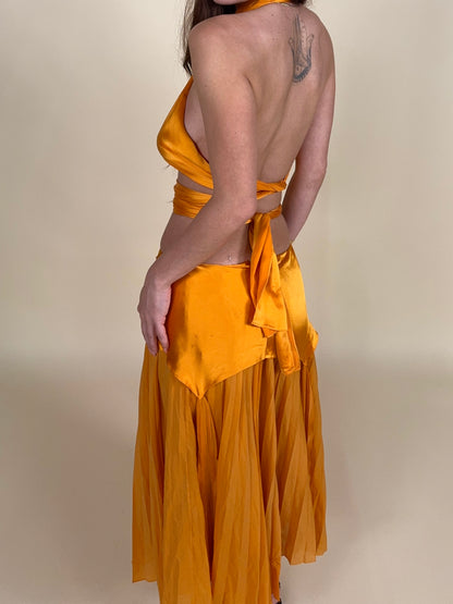 (rare) (NWT) Yves Saint Laurent S/S 2004 by Tom Ford runway silk skirt and scarf top