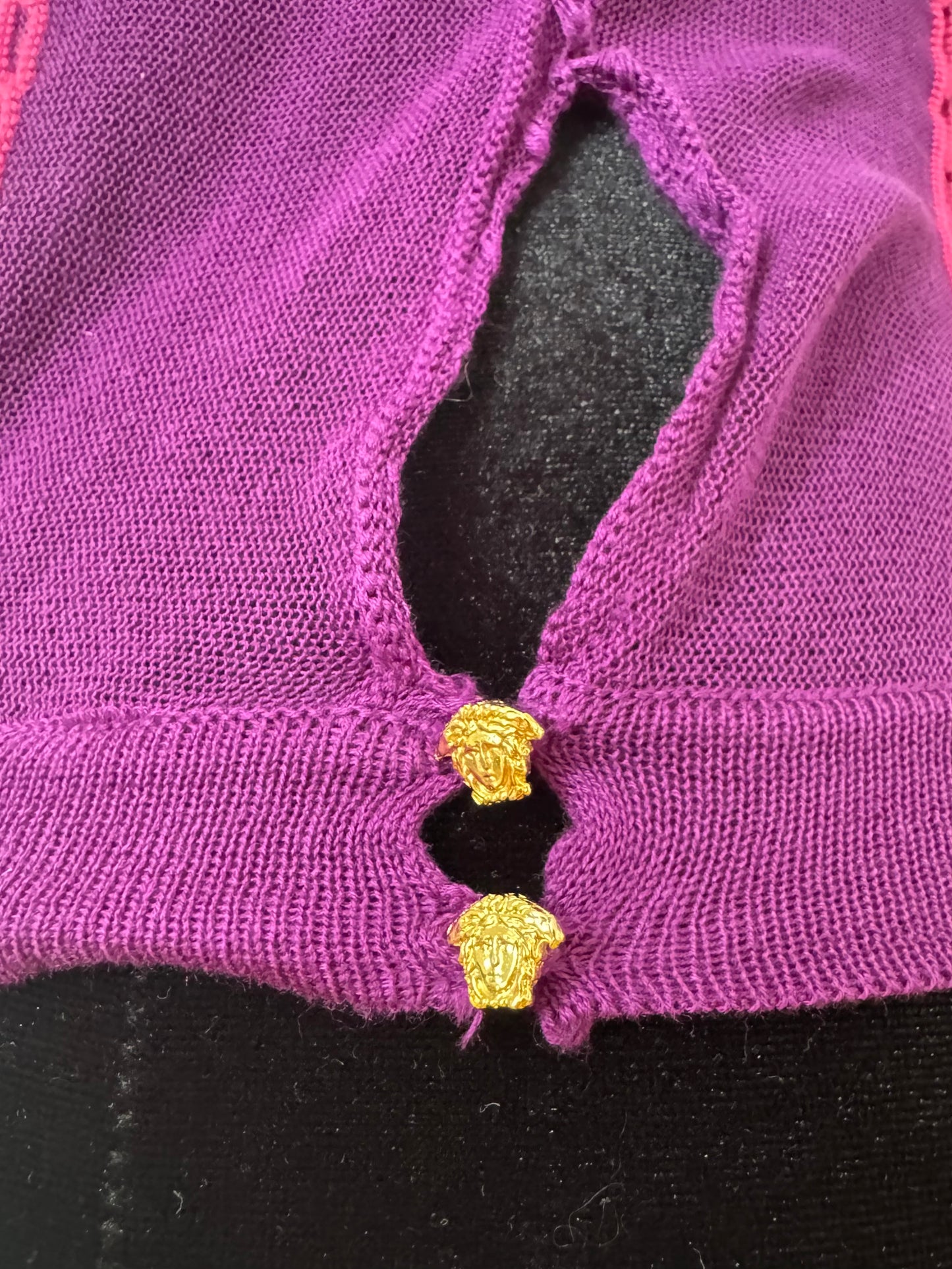 (NWT) Gianni Versace S/S 2002 gold medusa racerback top