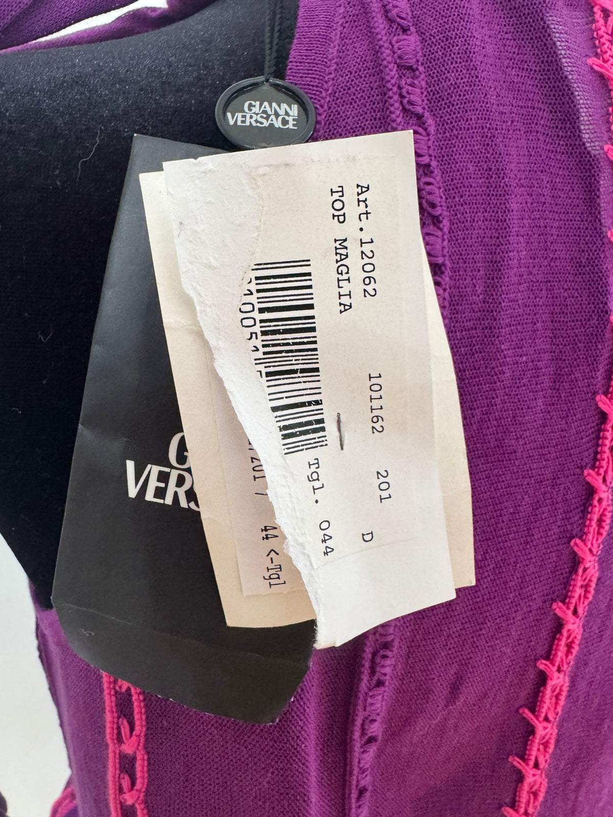 (NWT) Gianni Versace S/S 2002 gold medusa racerback top