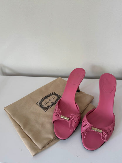 (RESERVED) (rare) Gucci vintage 2000's by Tom Ford pink bamboo heels