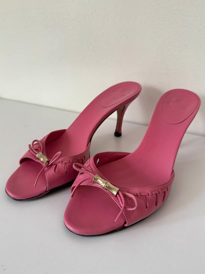 (RESERVED) (rare) Gucci vintage 2000's by Tom Ford pink bamboo heels