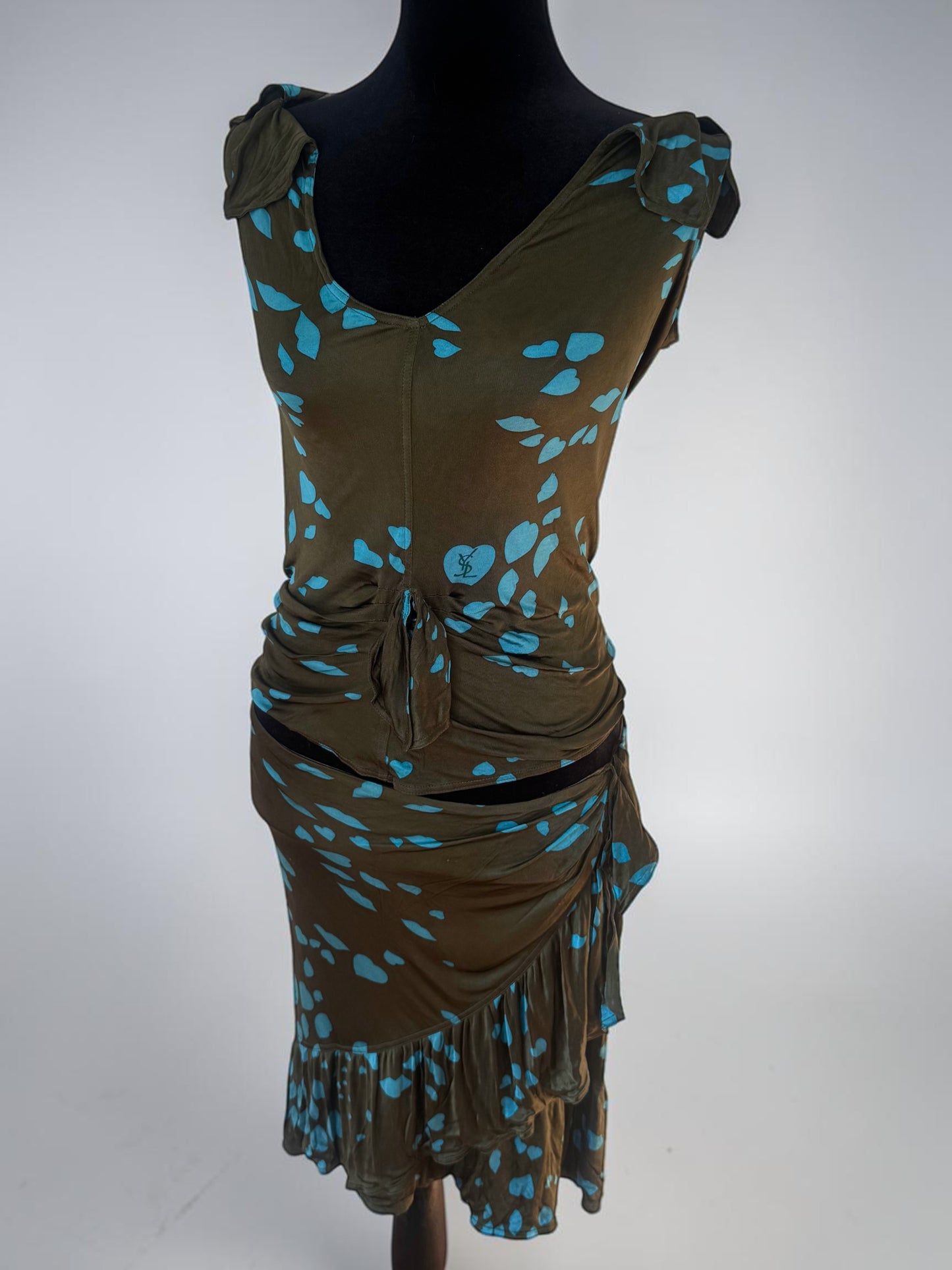 *rare* yves saint laurent fall winter 2004 lip kiss skirt and tank set