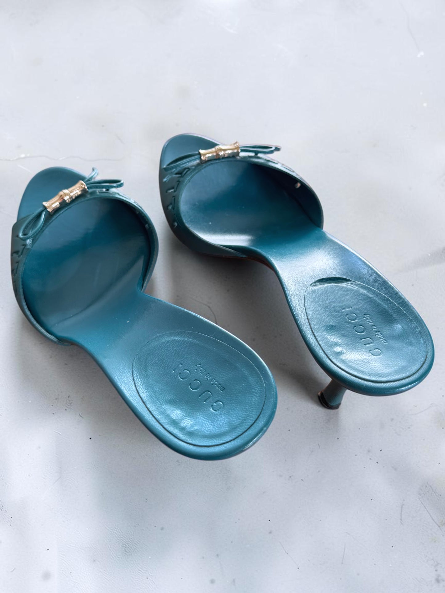 *rare* vintage gucci by tom ford teal bamboo heels